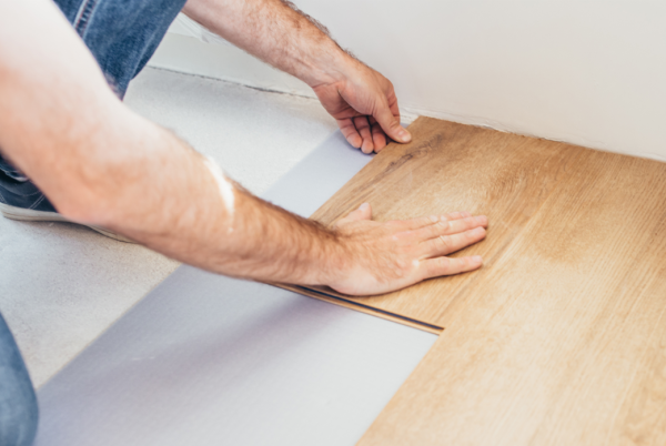 Laminált padló fektetése